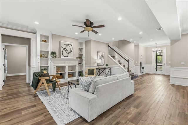 6346 DALLAS BOULEVARD, Orlando, FL 32833