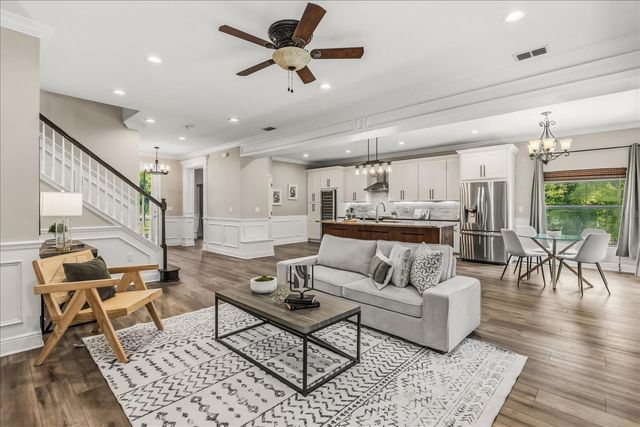 6346 DALLAS BOULEVARD, Orlando, FL 32833