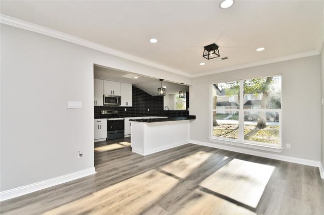 2035 Round Spring Drive, Houston, TX 77339