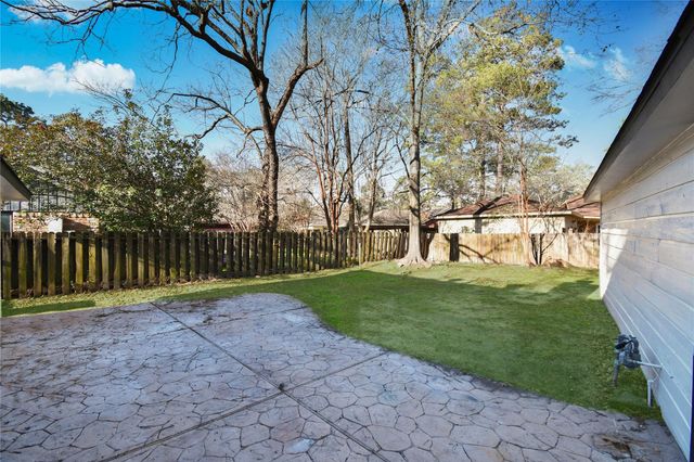 2035 Round Spring Drive, Houston, TX 77339