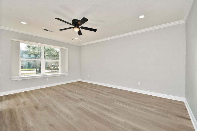 2035 Round Spring Drive, Houston, TX 77339