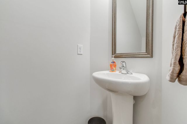 140 Southern Lake Court, Camden, SC 29020