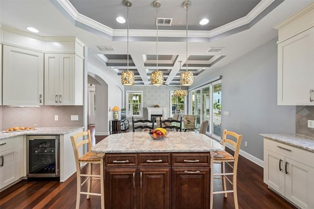 8174 17TH AVENUE W, Bradenton, FL 34209