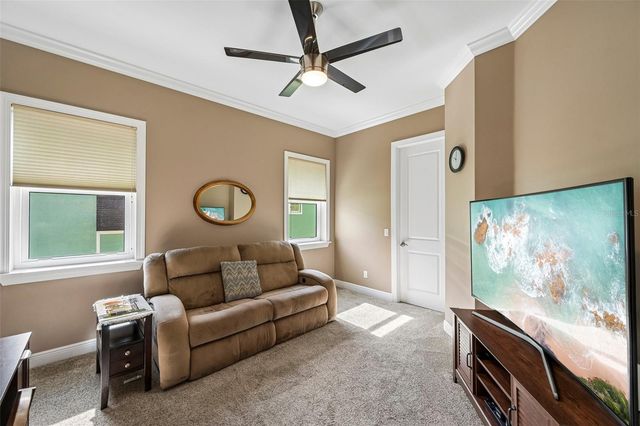 8174 17TH AVENUE W, Bradenton, FL 34209