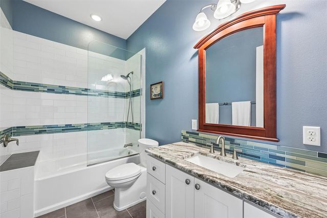 8174 17TH AVENUE W, Bradenton, FL 34209