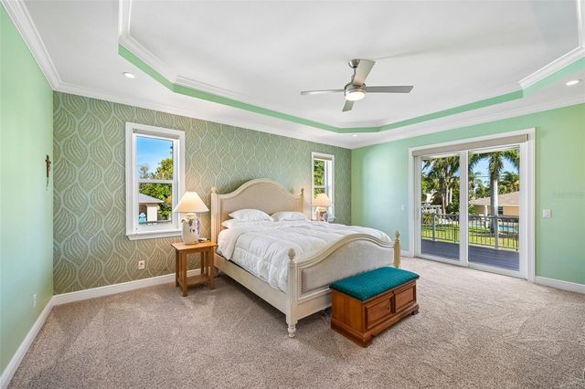 8174 17TH AVENUE W, Bradenton, FL 34209