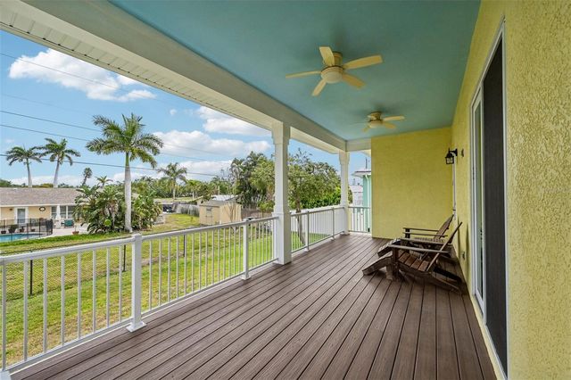 8174 17TH AVENUE W, Bradenton, FL 34209