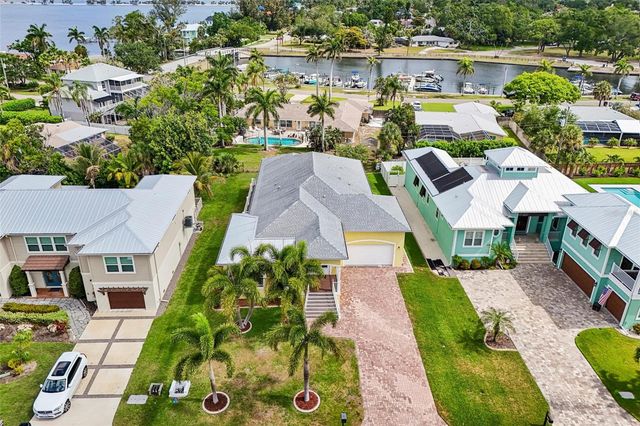 8174 17TH AVENUE W, Bradenton, FL 34209