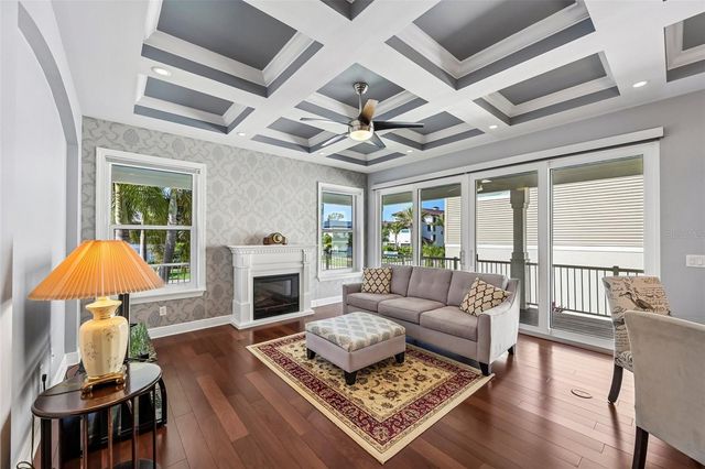 8174 17TH AVENUE W, Bradenton, FL 34209