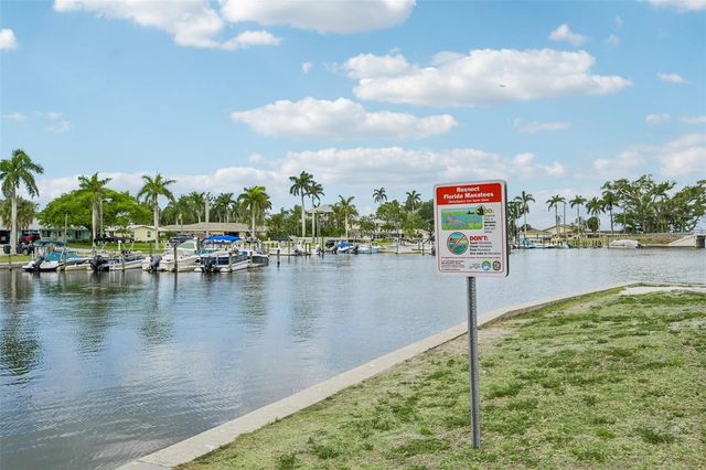 8174 17TH AVENUE W, Bradenton, FL 34209