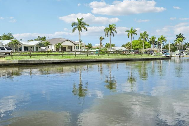 8174 17TH AVENUE W, Bradenton, FL 34209