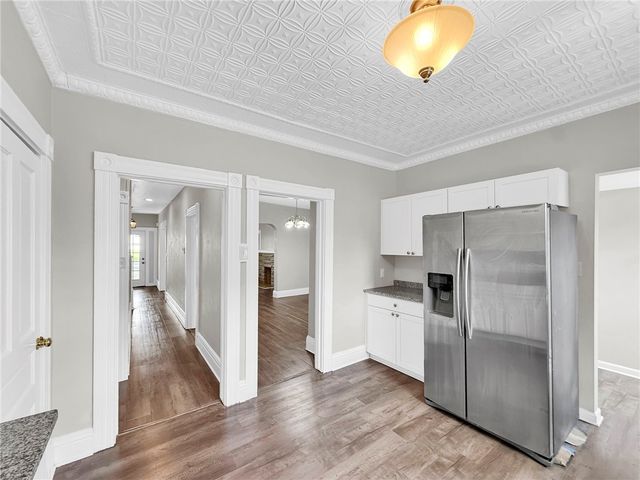 323 Glenn Ave, Scott Twp, PA 15106