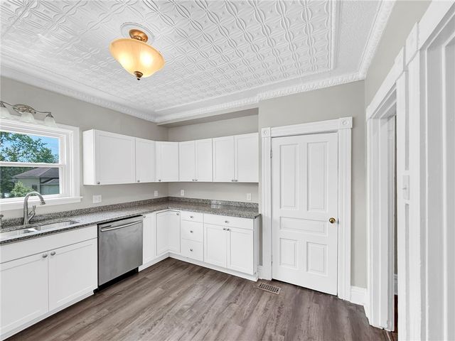 323 Glenn Ave, Scott Twp, PA 15106