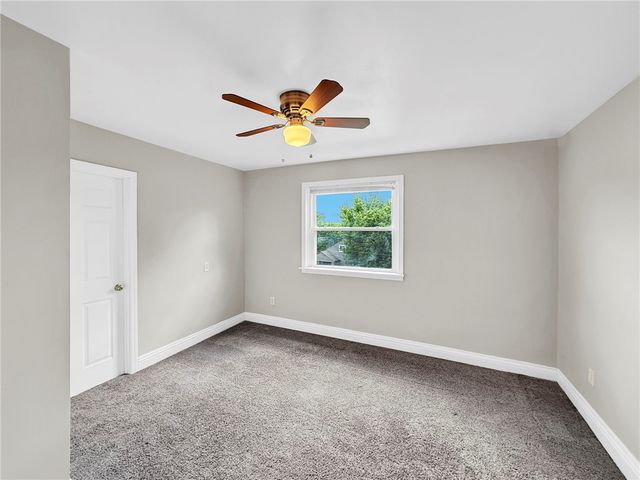 323 Glenn Ave, Scott Twp, PA 15106