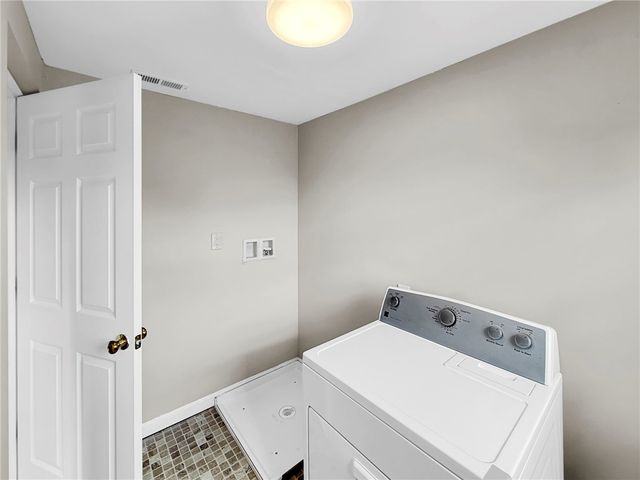 323 Glenn Ave, Scott Twp, PA 15106