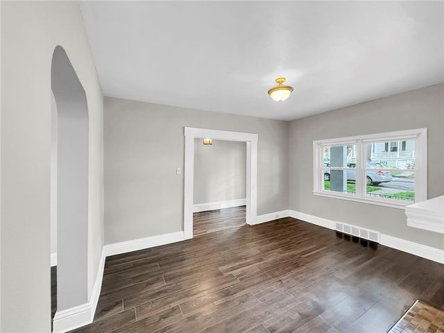323 Glenn Ave, Scott Twp, PA 15106