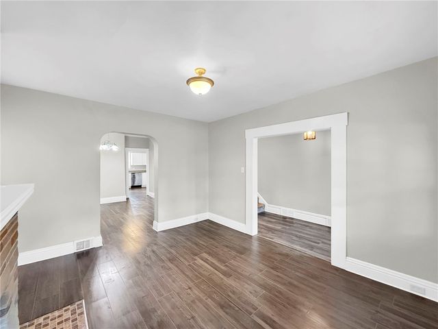 323 Glenn Ave, Scott Twp, PA 15106