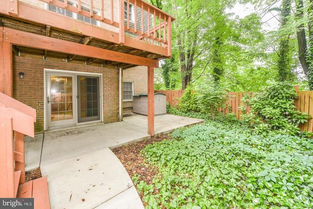 1860 GOLF VIEW CT, Reston, VA 20190