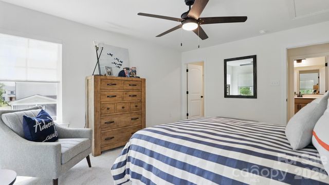 6095 Diamond Place, Harrisburg, NC 28075