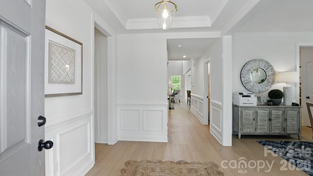 6095 Diamond Place, Harrisburg, NC 28075