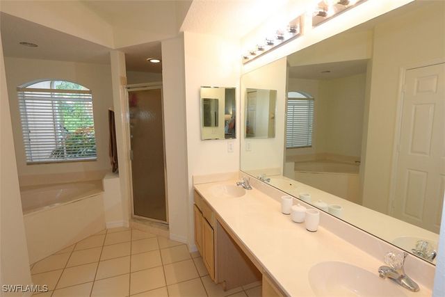 9060 Palmas Grandes BLVD 101, Bonita Springs, FL 34135