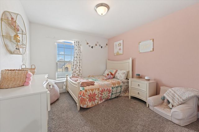 3725 Ranchers Ridge, Krum, TX 76249