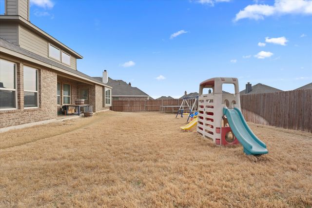 3725 Ranchers Ridge, Krum, TX 76249