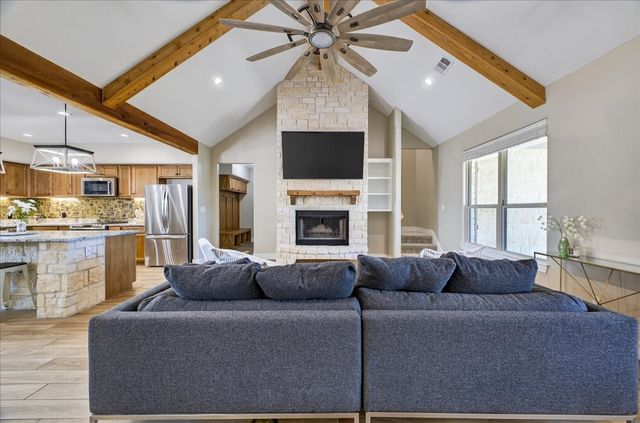 341 Guy Lane, Pottsboro, TX 75076