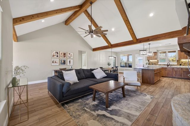 341 Guy Lane, Pottsboro, TX 75076