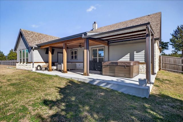 341 Guy Lane, Pottsboro, TX 75076