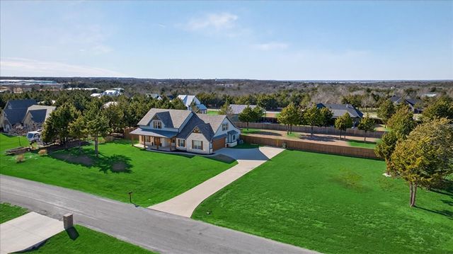 341 Guy Lane, Pottsboro, TX 75076