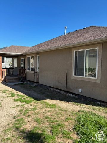 6967 N COMANCHE ST, Eagle Mountain, UT 84005