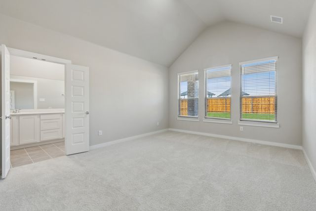 453 Hocking Hills Drive, Waxahachie, TX 75165