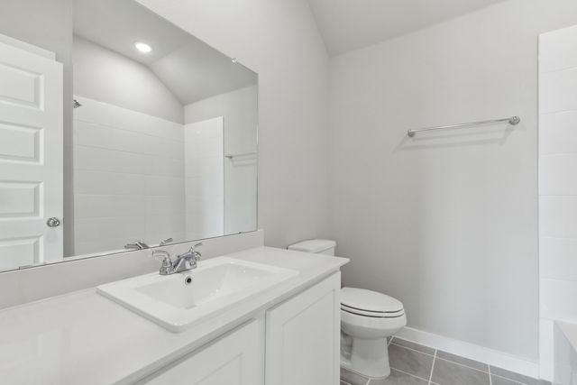 453 Hocking Hills Drive, Waxahachie, TX 75165
