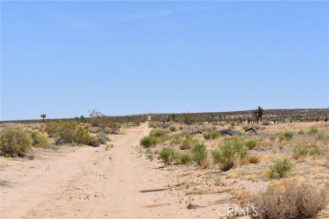 15500 Ave F8, Lancaster, CA 93535