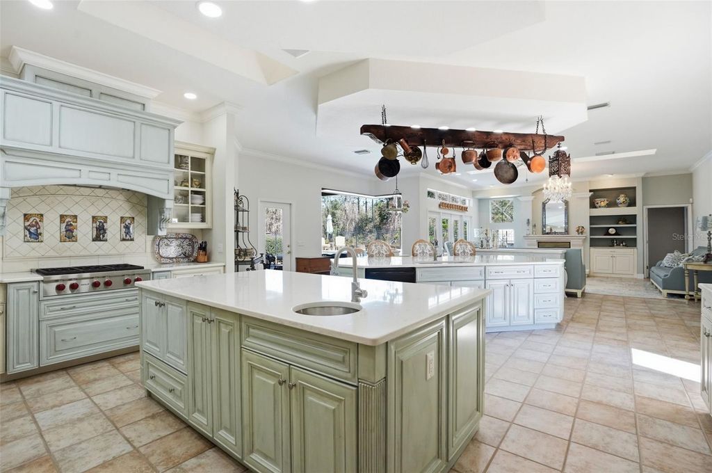 Image 6 of property listing at 7275 CRYSTAL SPRING RUN, Weeki Wachee, FL 34607