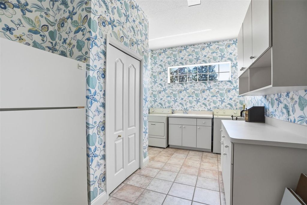 Image 53 of property listing at 7275 CRYSTAL SPRING RUN, Weeki Wachee, FL 34607