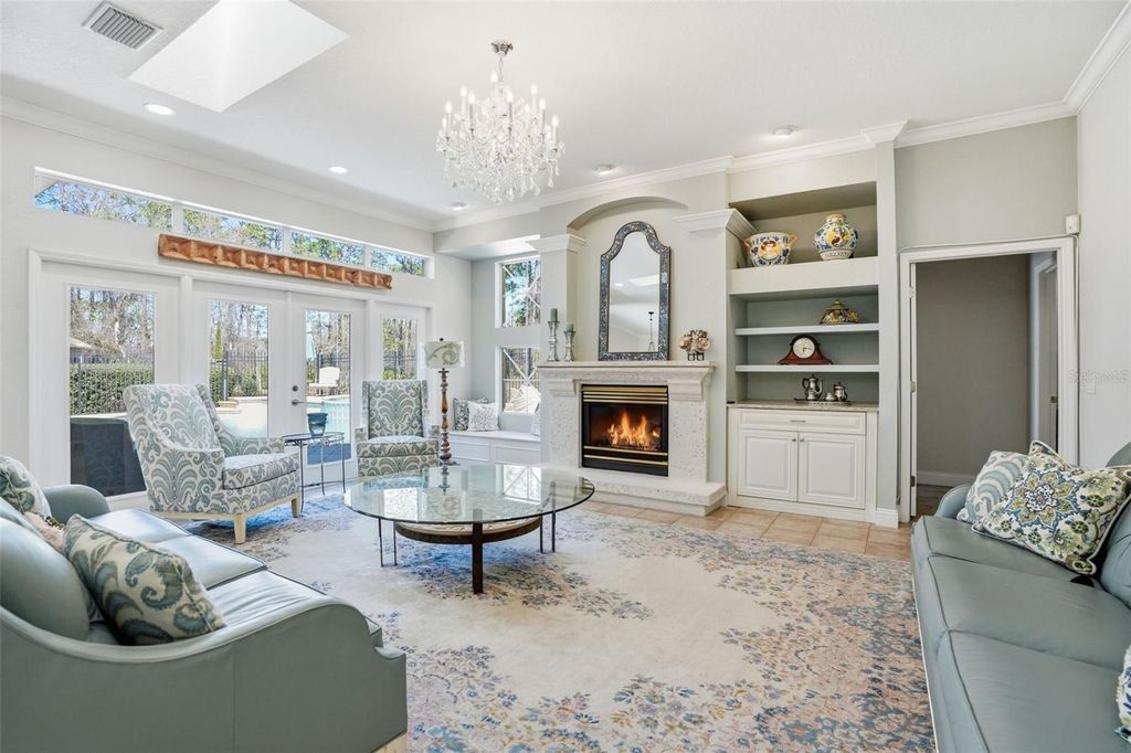 Image 7 of property listing at 7275 CRYSTAL SPRING RUN, Weeki Wachee, FL 34607