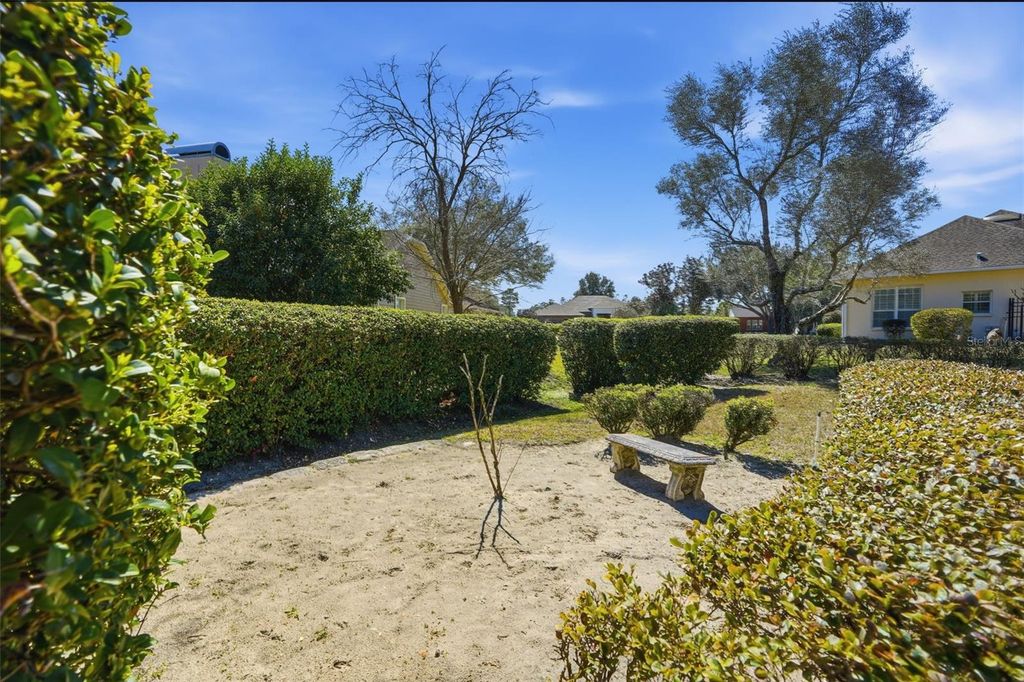 Image 83 of property listing at 7275 CRYSTAL SPRING RUN, Weeki Wachee, FL 34607