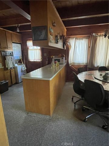 24327 24327 Montreaux, Crestline, CA 92325