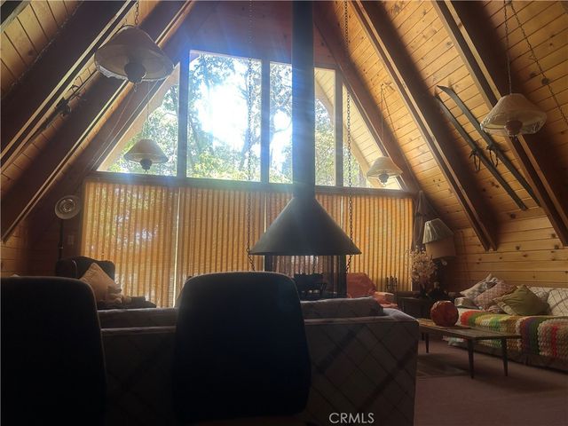 24327 24327 Montreaux, Crestline, CA 92325