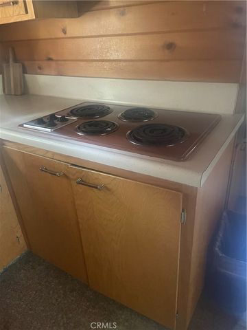 24327 24327 Montreaux, Crestline, CA 92325