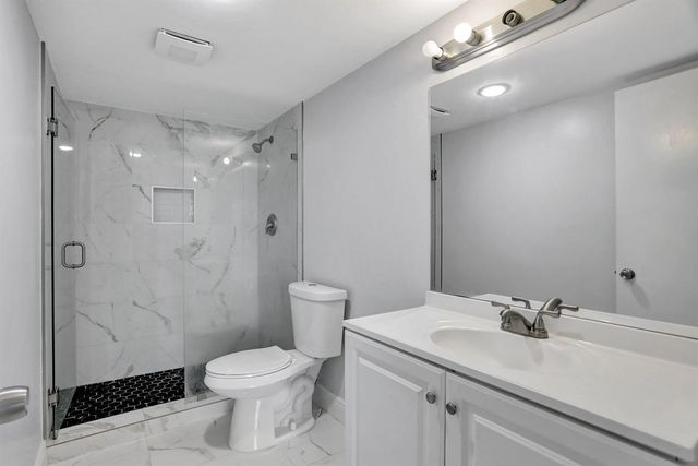 4156 Inverrary Drive 111, Lauderhill, FL 33319