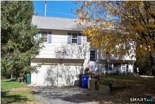 16 Stonecastle Road, New Milford, CT 06776