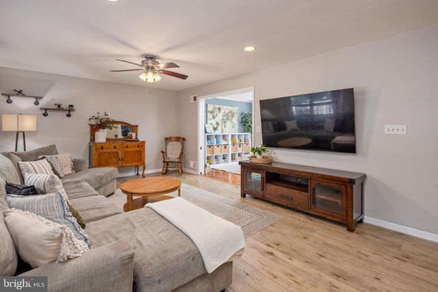 2991 REGAL OAK DR, Manchester, MD 21102
