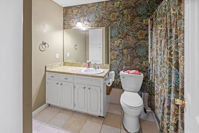 3014 Jennifer Avenue, Denison, TX 75020