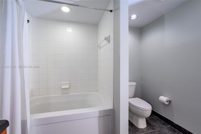 110 N Federal Hwy 905, Fort Lauderdale, FL 33301