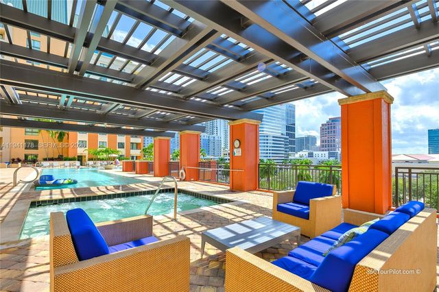 110 N Federal Hwy 905, Fort Lauderdale, FL 33301