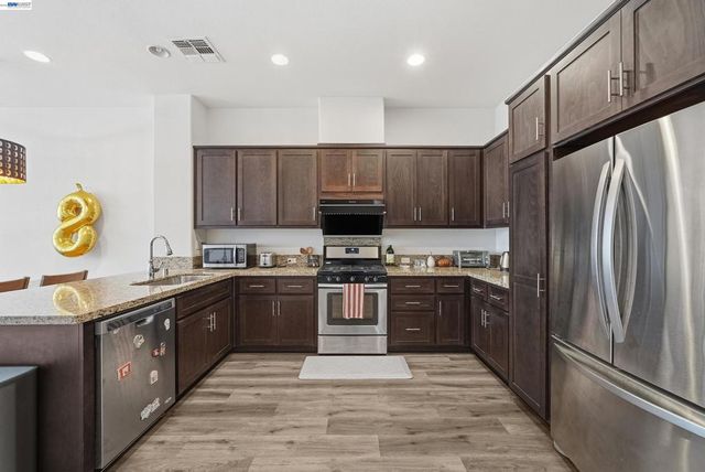 5569 Azalea Way, Newark, CA 94560