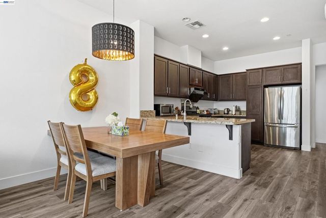 5569 Azalea Way, Newark, CA 94560